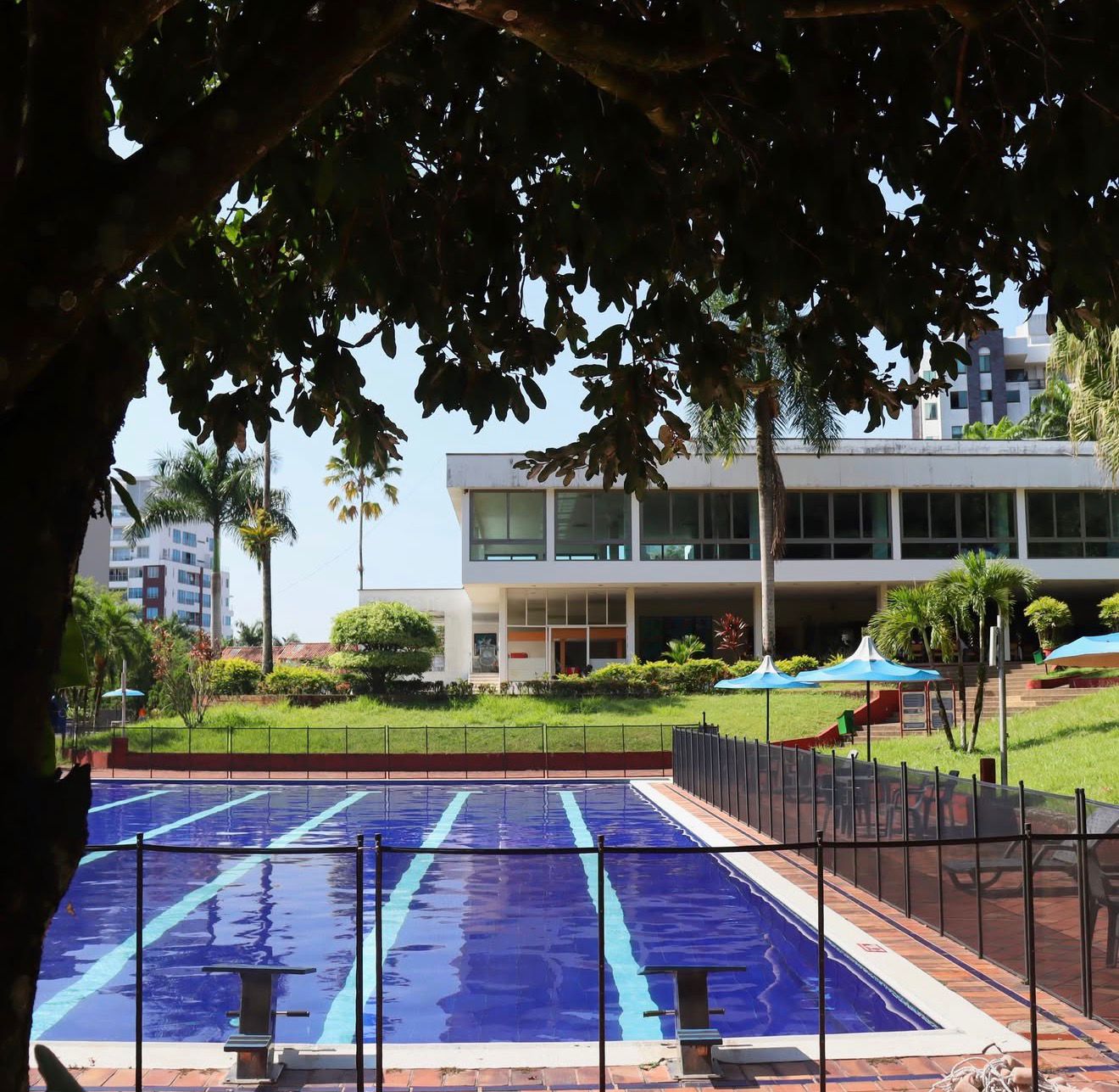 Club El Meta carrusel 1